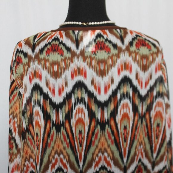 Silhoulettes Abstract Design Long Sleeve Tunic Length Top - Picture 6 of 13